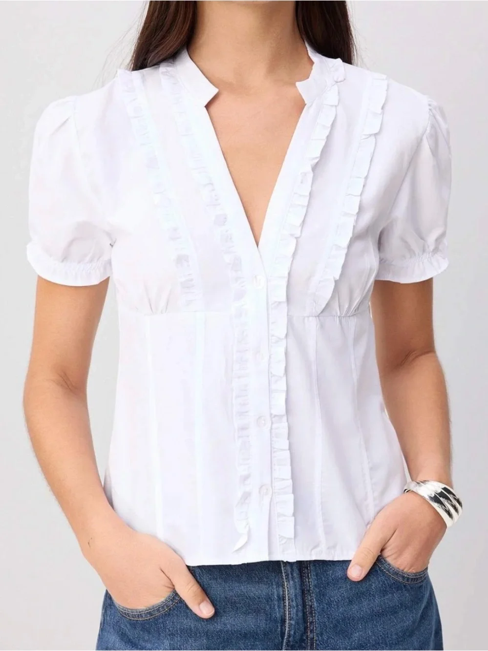 🆕- ZARA White Cotton Ruffle Front Fitted Top. Size: small